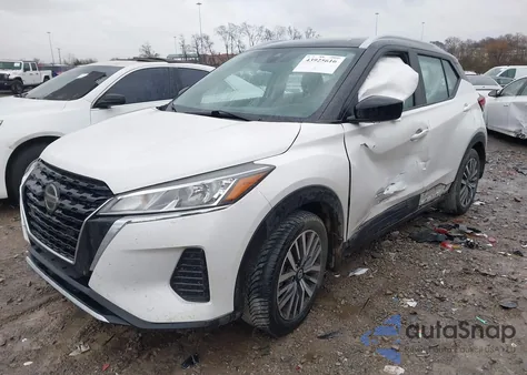 2021 Nissan Kicks Sv Xtronic Cvt z USA, uszkodzony, nr VIN 3N1CP5CV2ML566167